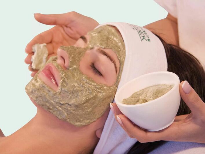 Masker herbal penghalus kerut berbahan dasar peterseli